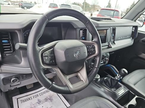 Used 2022 Ford Bronco Black Diamond w/ Sasquatch Package image 15