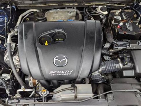 Used 2018 MAZDA MAZDA3 Sport FWD image 28