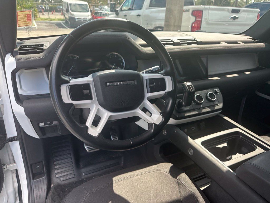 Used 2020 Land Rover Defender 110 AWD/4WD image 10
