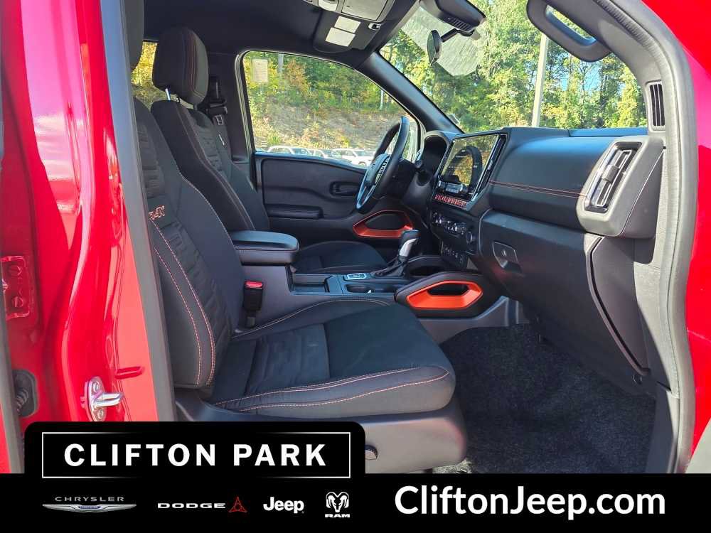 Used 2026 Nissan Frontier PRO-4X AWD/4WD image 15