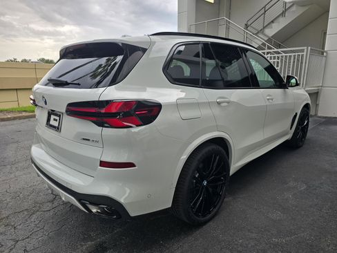 New 2026 BMW X5 xDrive40i w/ M Sport Package AWD/4WD image 27