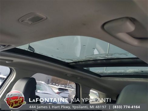 Used 2023 Kia Sportage SX image 12