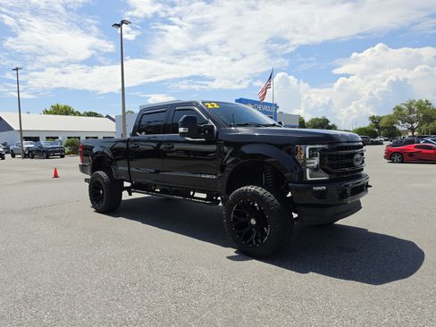 Used 2022 Ford F250 Lariat w/ Black Appearance Package AWD/4WD image 2