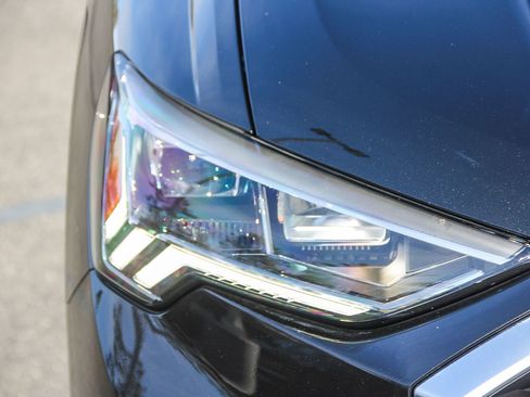 Certified 2024 Audi Q3 2.0T Premium w/ Convenience Package image 12