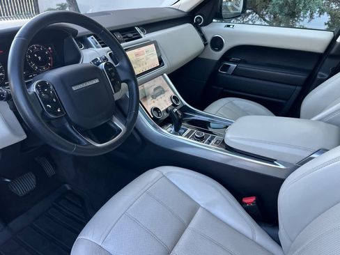 Used 2019 Land Rover Range Rover Sport HSE image 9
