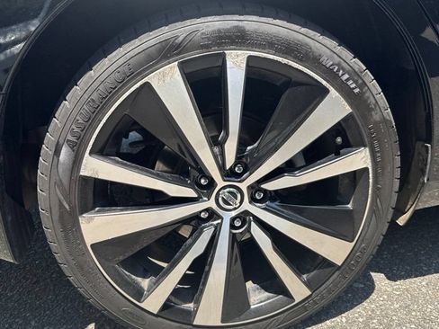 Used 2019 Nissan Altima 2.5 SR AWD/4WD image 8