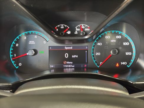 Used 2021 Chevrolet Colorado Z71 w/ Safety Package AWD/4WD image 26