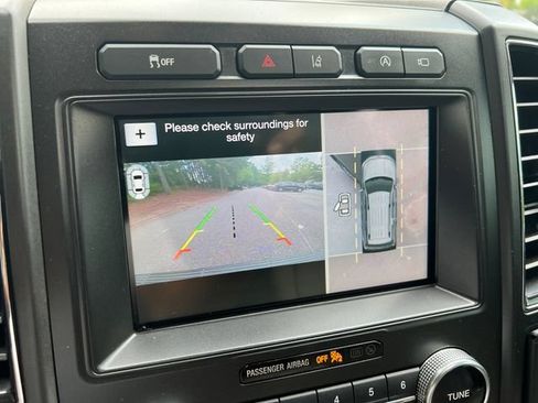 Used 2018 Ford Expedition Limited w/ Equipment Group 302A RWD image 34