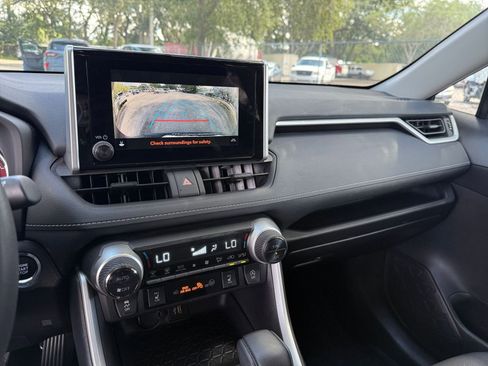 Used 2024 Toyota RAV4 XLE image 17