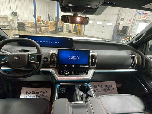 New 2025 Ford Expedition Tremor image 13