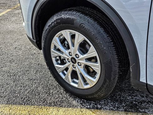 Used 2025 Ford Escape Active image 10