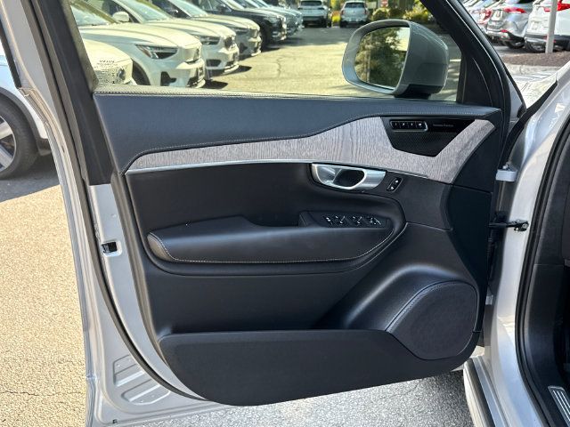 Certified 2023 Volvo XC90 B6 Ultimate w/ Protection Package Premier AWD/4WD image 9