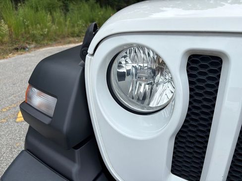 Used 2020 Jeep Wrangler Unlimited Sport S image 22