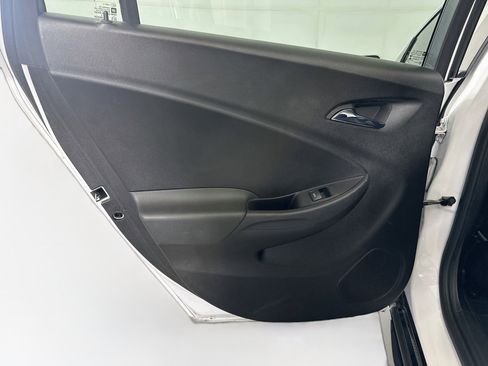 Used 2019 Chevrolet Volt Premier w/ Driver Confidence II Package FWD image 27