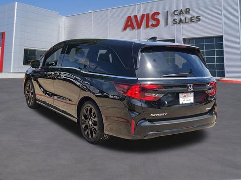 Used 2025 Honda Odyssey Sport-L image 3