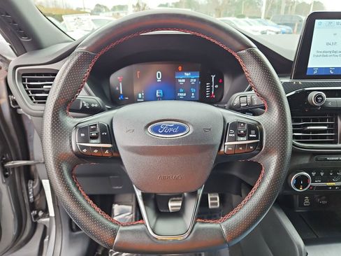 Used 2024 Ford Escape ST-Line w/ Cold Weather Package image 10