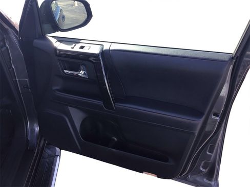 Used 2023 Toyota 4Runner TRD Off-Road Premium w/ Off Road Premium Plus Package image 20