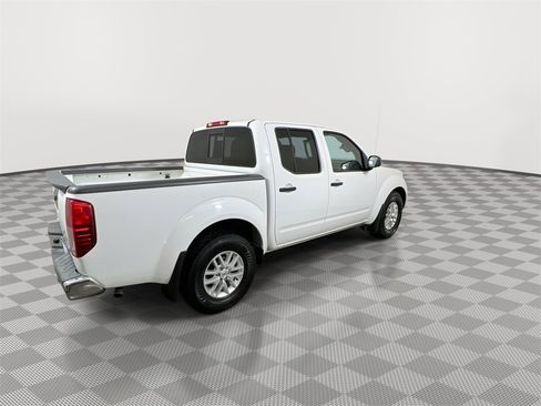 Certified 2021 Nissan Frontier SV image 8