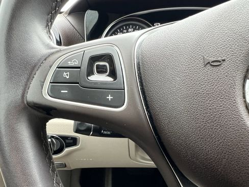 Used 2017 Mercedes-Benz E 300 image 19