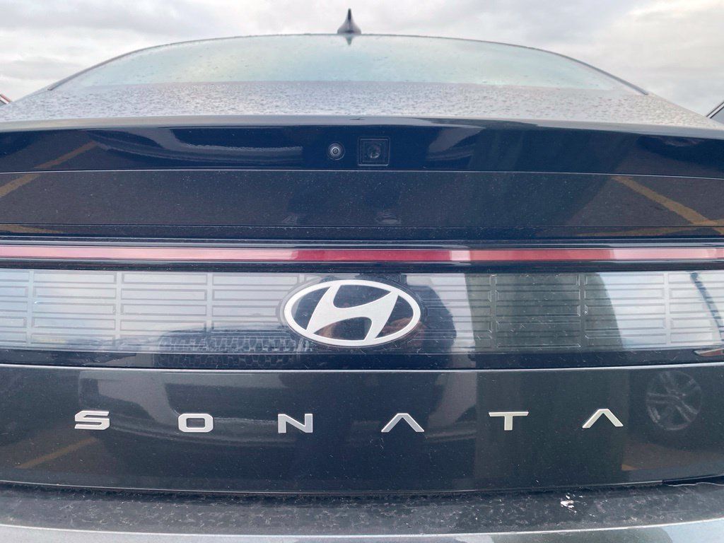 Used 2025 Hyundai Sonata SEL FWD image 10
