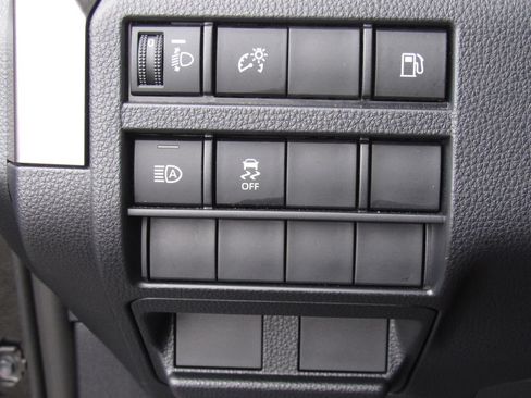 Certified 2025 Toyota 4Runner SR5 RWD image 32