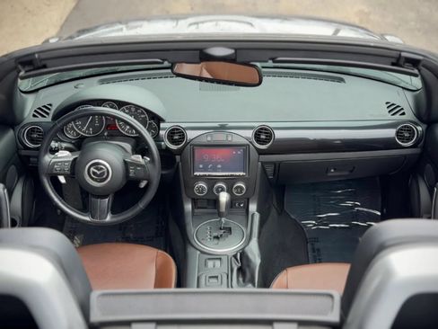Used 2015 MAZDA MX-5 Miata Grand Touring w/ Premium Package RWD image 11