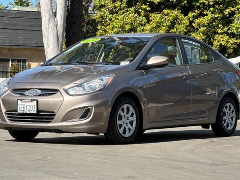 Used 2014 Hyundai Accent GLS image 8