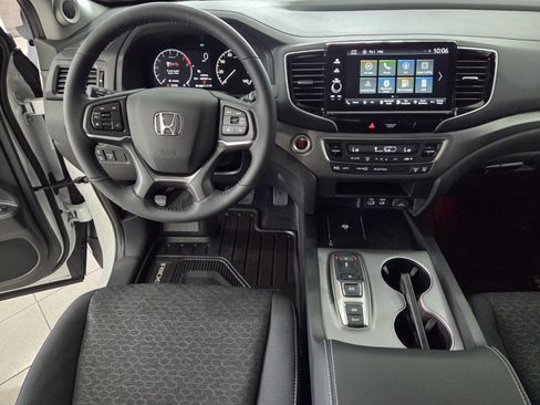 New 2026 Honda Ridgeline Sport image 9
