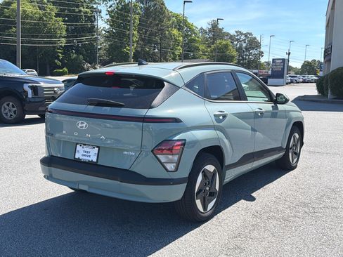 Used 2024 Hyundai Kona SEL FWD image 5