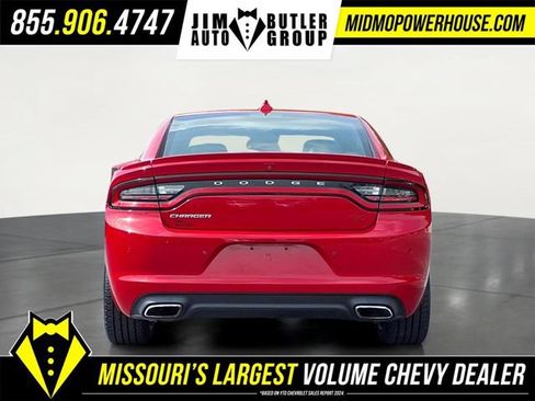 Used 2015 Dodge Charger R/T RWD image 4