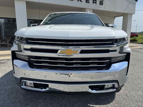 Used 2020 Chevrolet Silverado 1500 LTZ w/ LTZ Plus Package AWD/4WD image 4