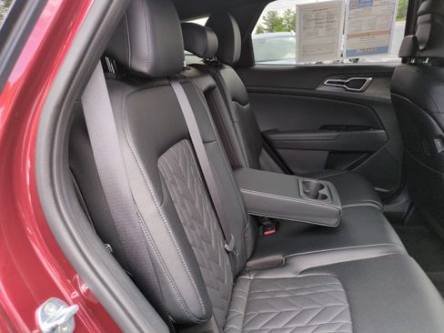 Used 2023 Kia Sportage X-Line w/ X-Line Premium Package AWD/4WD image 32