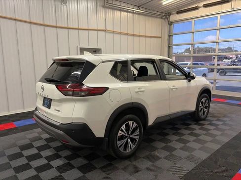 Used 2023 Nissan Rogue SV AWD/4WD image 4