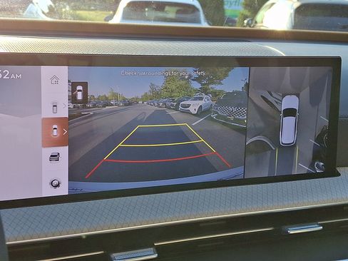 Certified 2025 Genesis GV80 3.5T Prestige AWD/4WD image 21