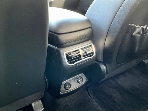 Used 2023 Hyundai Santa Fe SEL image 33