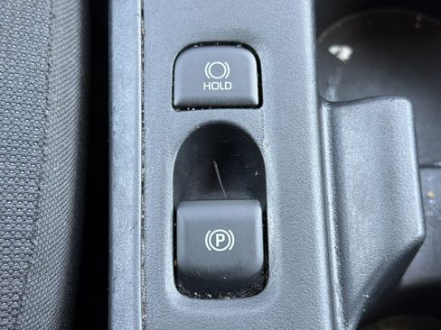 Used 2024 Toyota Corolla LE FWD image 11