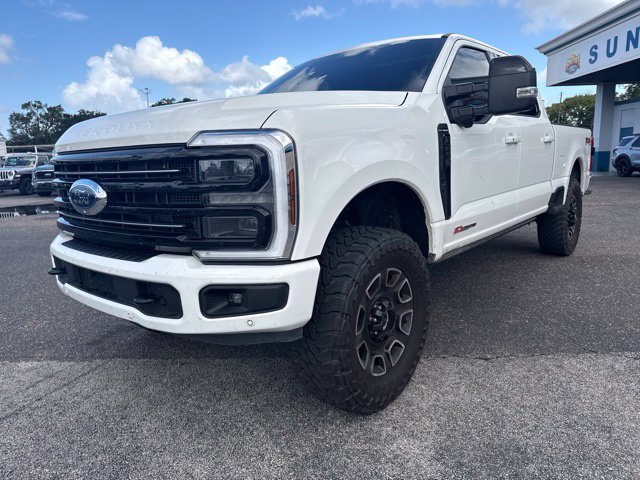 Used 2025 Ford F250 Platinum AWD/4WD image 2