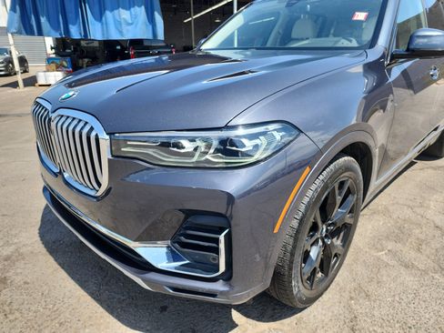 Used 2022 BMW X7 xDrive40i w/ Luxury Seating Package AWD/4WD image 11