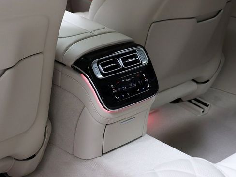 New 2026 Mercedes-Benz S 580 4MATIC Sedan image 15