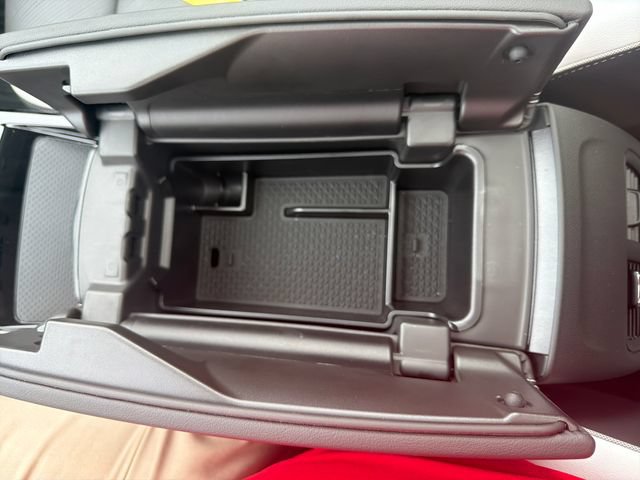 Used 2024 Buick Envision Sport Touring AWD/4WD image 31