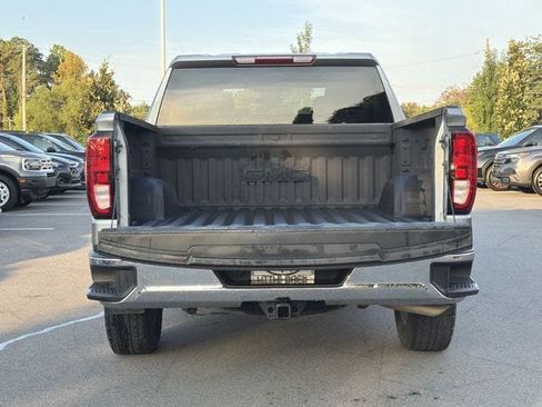 Used 2024 GMC Sierra 1500 SLE AWD/4WD image 13