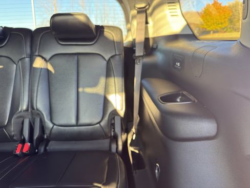 Used 2022 Jeep Grand Cherokee L Limited image 37