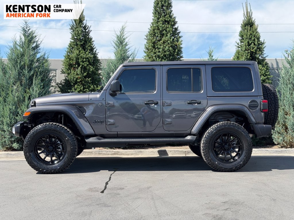 Used 2026 Jeep Wrangler Unlimited Sahara AWD/4WD image 5