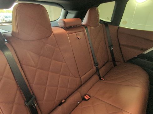 Used 2026 BMW iX xDrive45 w/ M Sport Package image 31