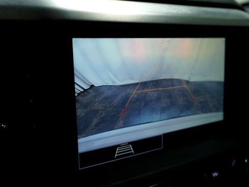 Used 2020 GMC Acadia SLE w/ Driver Convenience Package FWD image 27