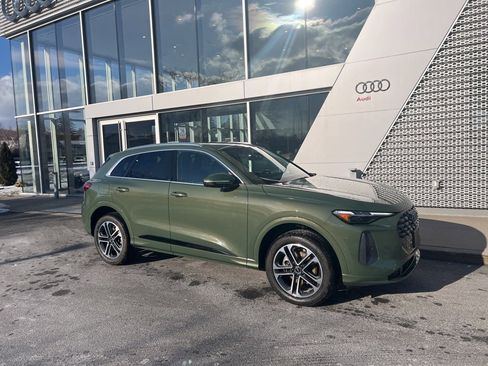 Used 2025 Audi Q5 Premium Plus w/ Premium Plus image 10