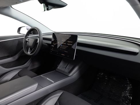 Used 2025 Tesla Model 3 Long Range AWD/4WD image 26