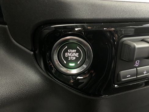 New 2026 GMC Sierra 1500 Elevation image 25