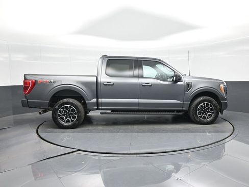 Used 2022 Ford F150 XLT w/ Equipment Group 302A High image 9