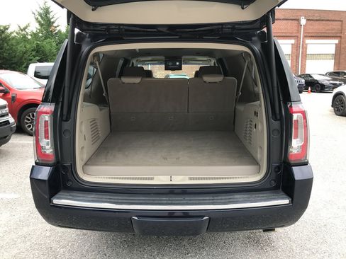 Used 2018 GMC Yukon XL Denali w/ Denali Ultimate Package AWD/4WD image 33